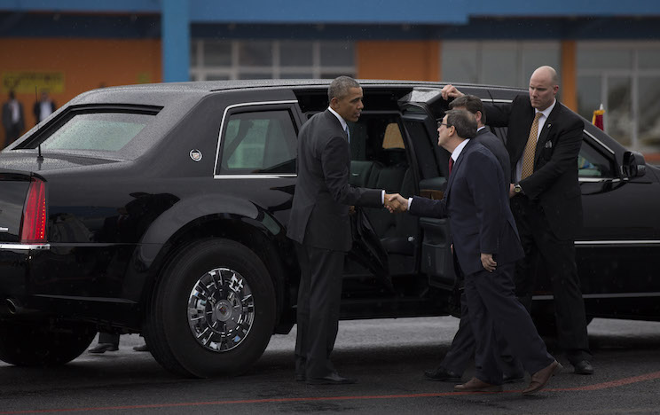Obama llega a Cuba